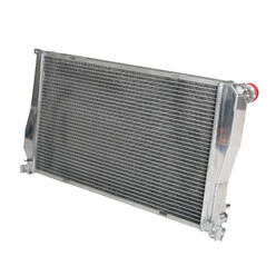 Radiateur Alu Cooling Solutions pour BMW 335i E9X (06-13)